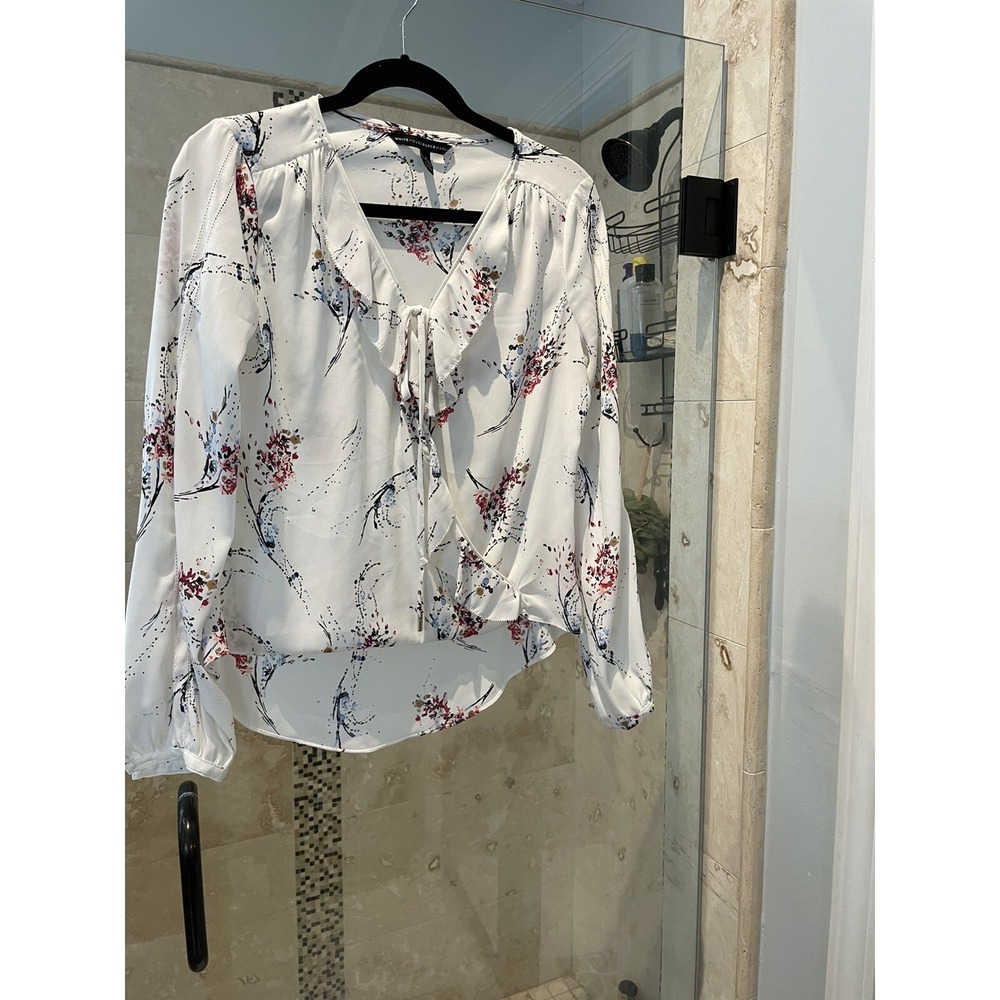 White House Black Market Floral Ruffle Wrap Blouse Red White Size 4